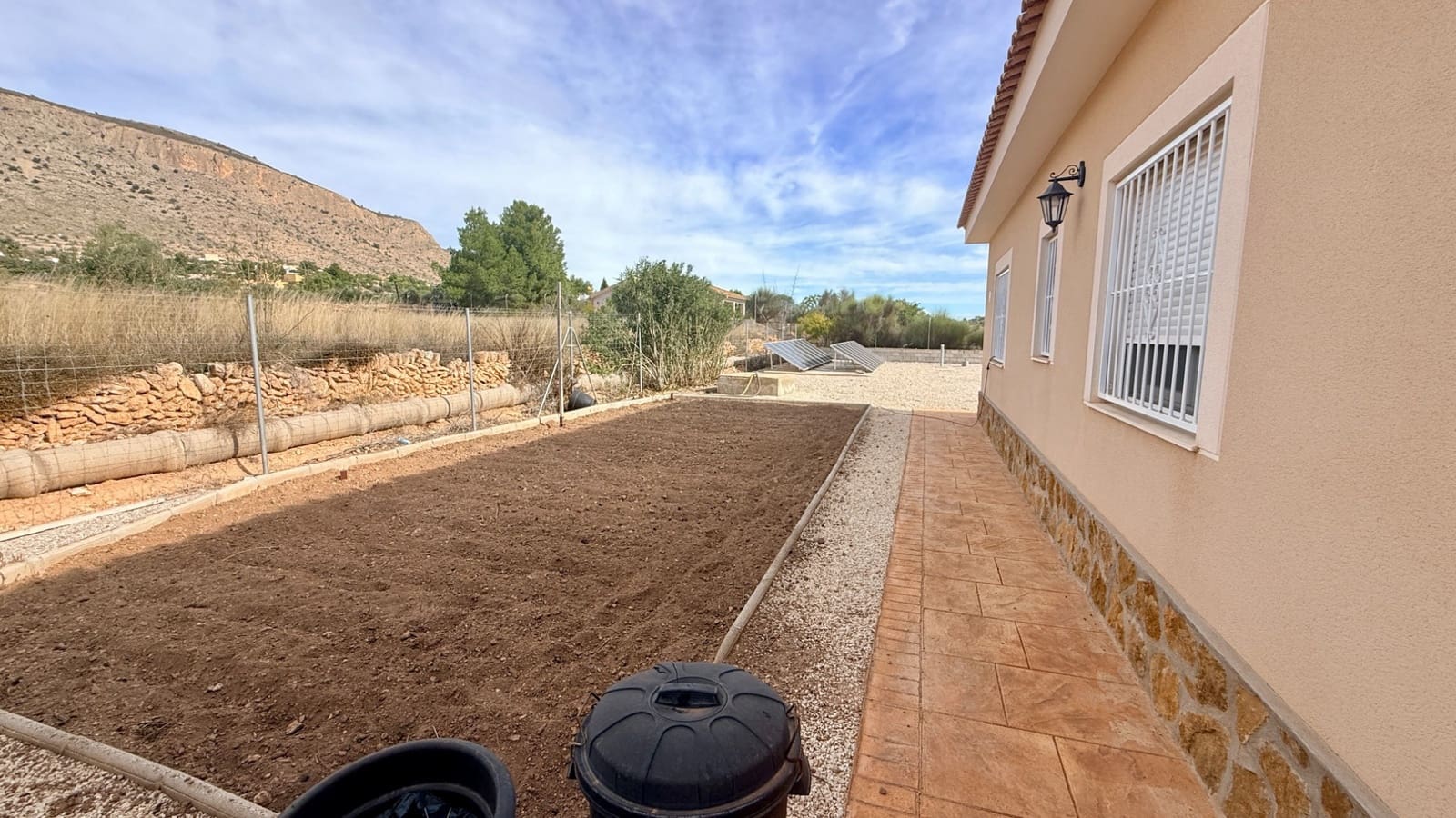 4 slaapkamer Villa te koop in Hondon de las Nieves met zwembad - € 399.000 (Ref: 9363309)