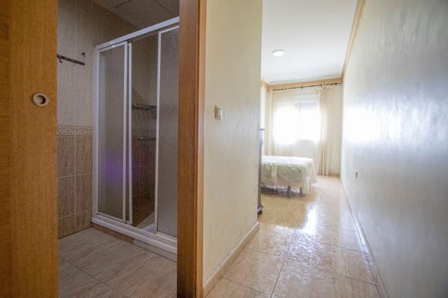 3 slaapkamer Appartement te koop in Cox - € 112.500 (Ref: 9369295)