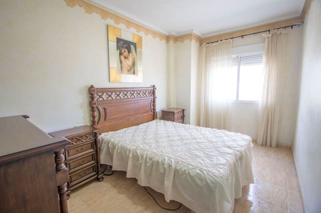 3 slaapkamer Appartement te koop in Cox - € 112.500 (Ref: 9369295)