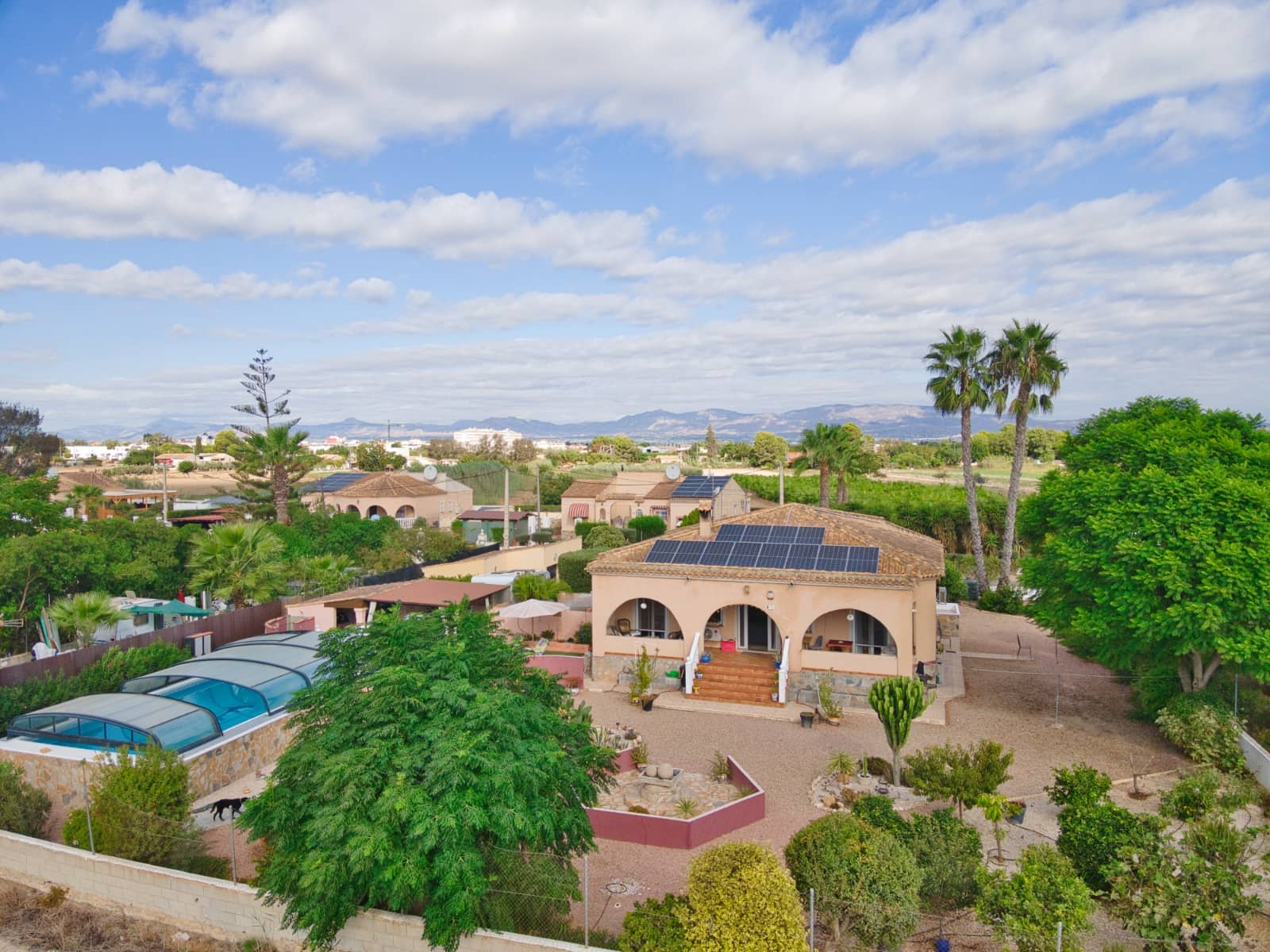 3 soverom Finca/Herregård til salgs i Alicante by med svømmebasseng garasje - € 340 000 (Ref: 9378256)