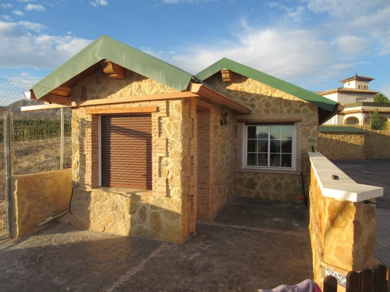 16 sypialnia Finka/Dom wiejski na sprzedaż w Miasto Alicante / Alacant z basenem garażem - 1 050 000 € (Ref: 9383201)