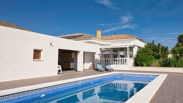 3 sovrum Finca/Hus på landet till salu i Macisvenda med pool garage - 339 000 € (Ref: 9383529)