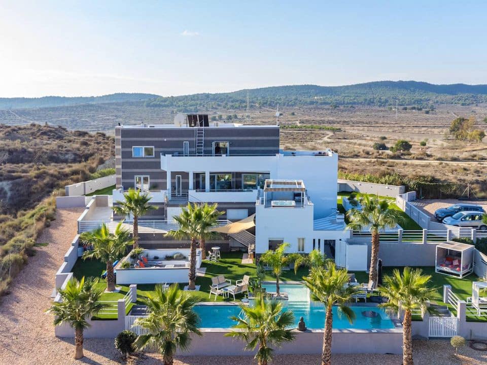 5 sovrum Finca/Hus på landet till salu i Torremendo - 1 695 000 € (Ref: 9383738)