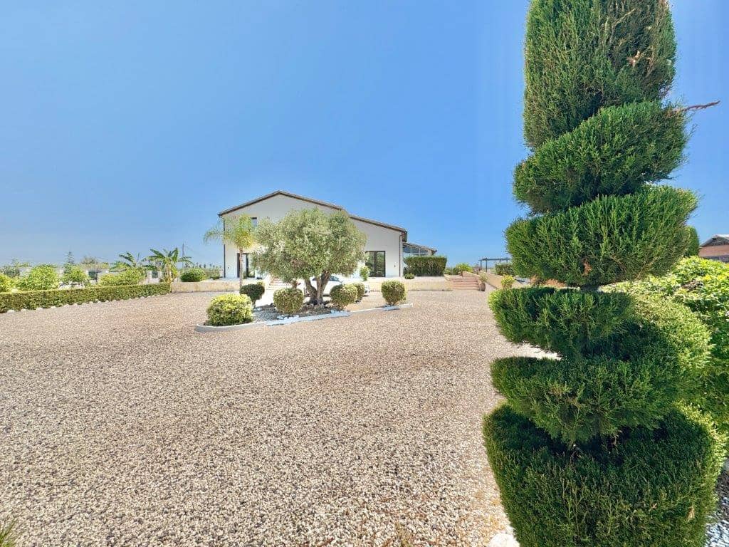 4 slaapkamer Finca/Landhuis te koop in Dolores met zwembad garage - € 1.150.000 (Ref: 9386526)