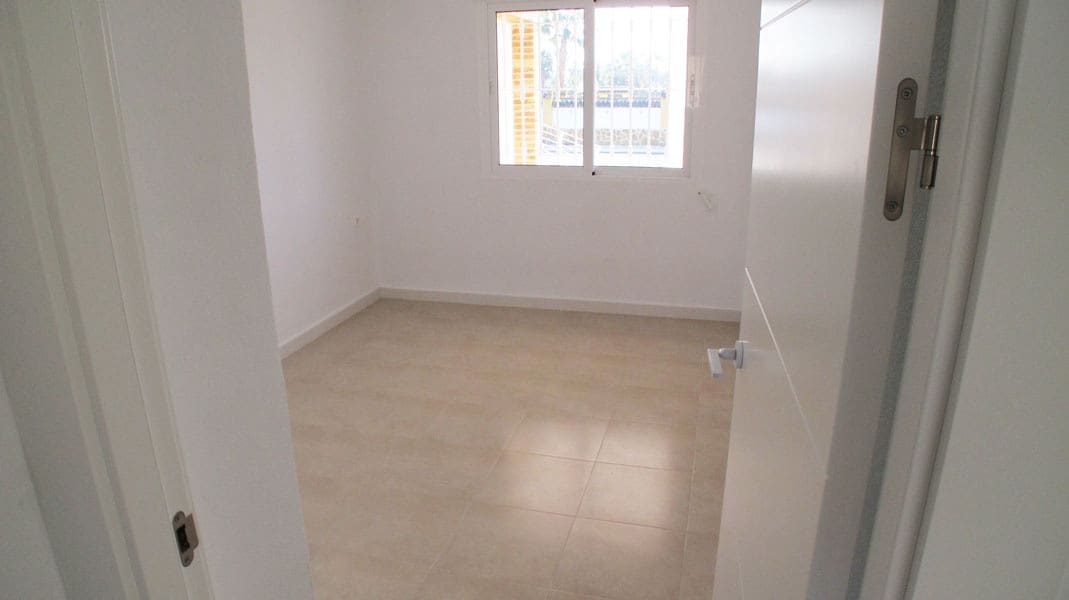 3 chambre Finca/Maison de Campagne à vendre à Catral avec garage - 365 000 € (Ref: 9386695)