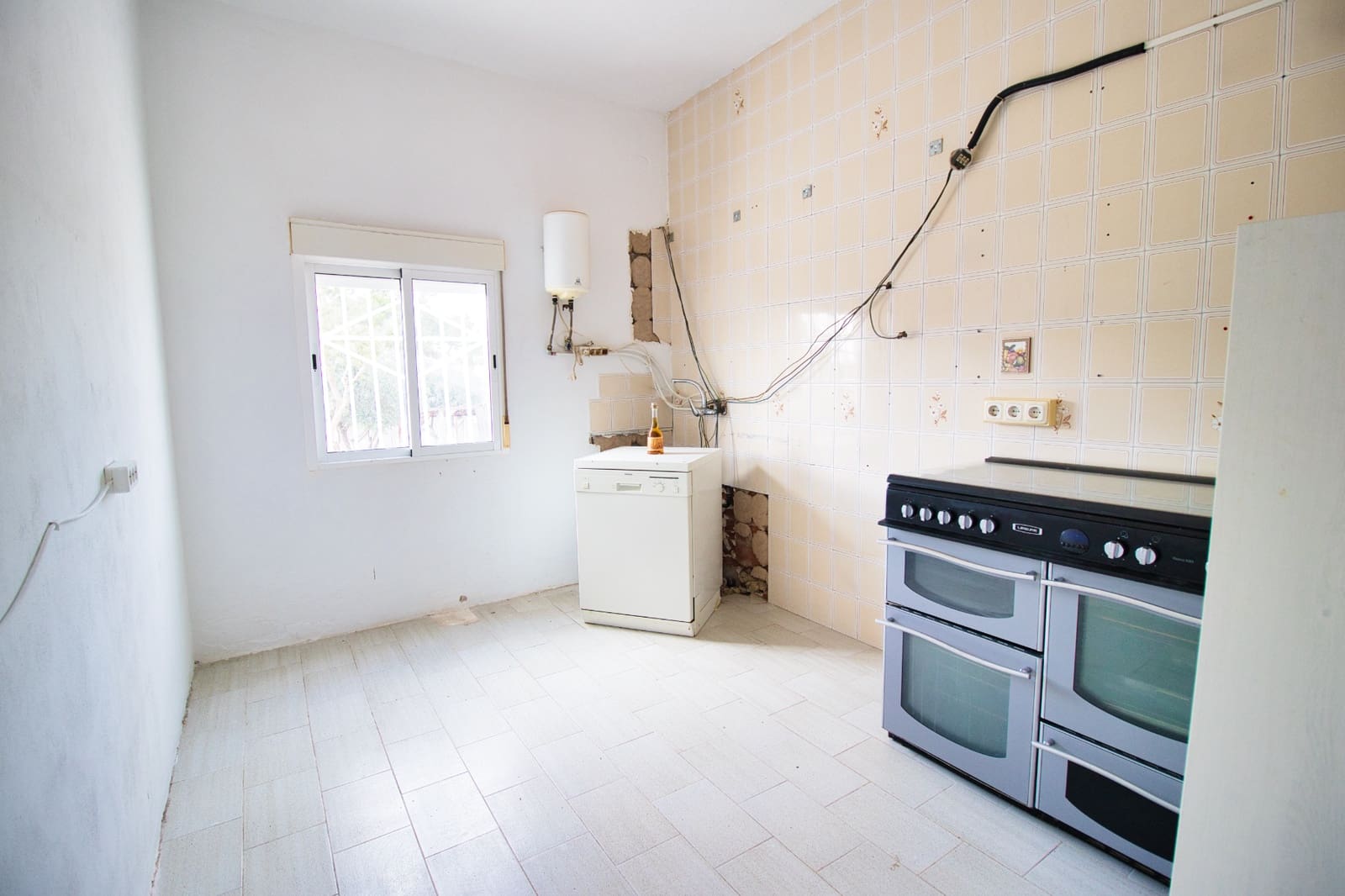 3 sovrum Finca/Hus på landet till salu i Albatera med pool garage - 190 000 € (Ref: 9394397)