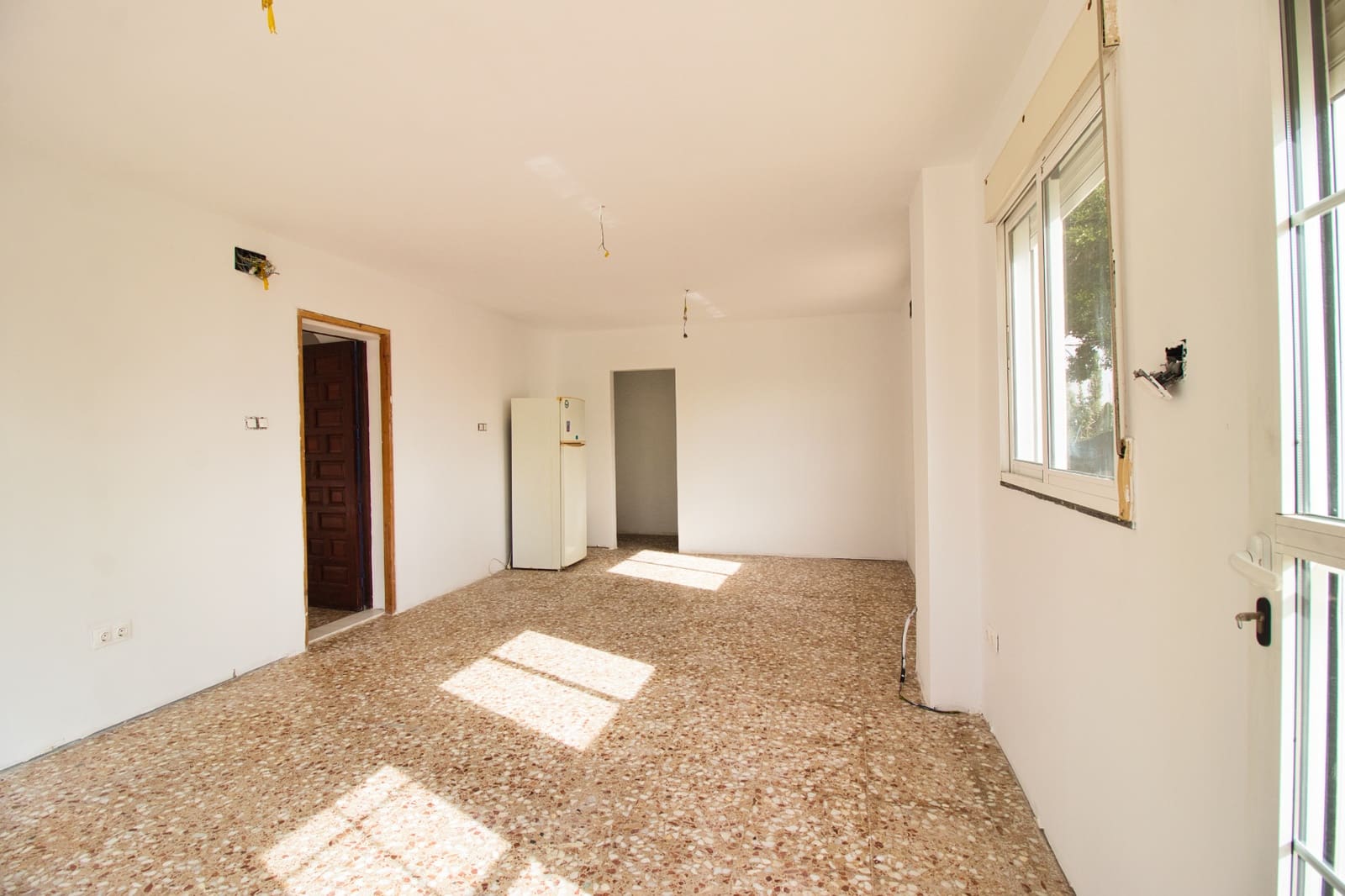 3 sovrum Finca/Hus på landet till salu i Alicante stad med pool garage - 190 000 € (Ref: 9396512)