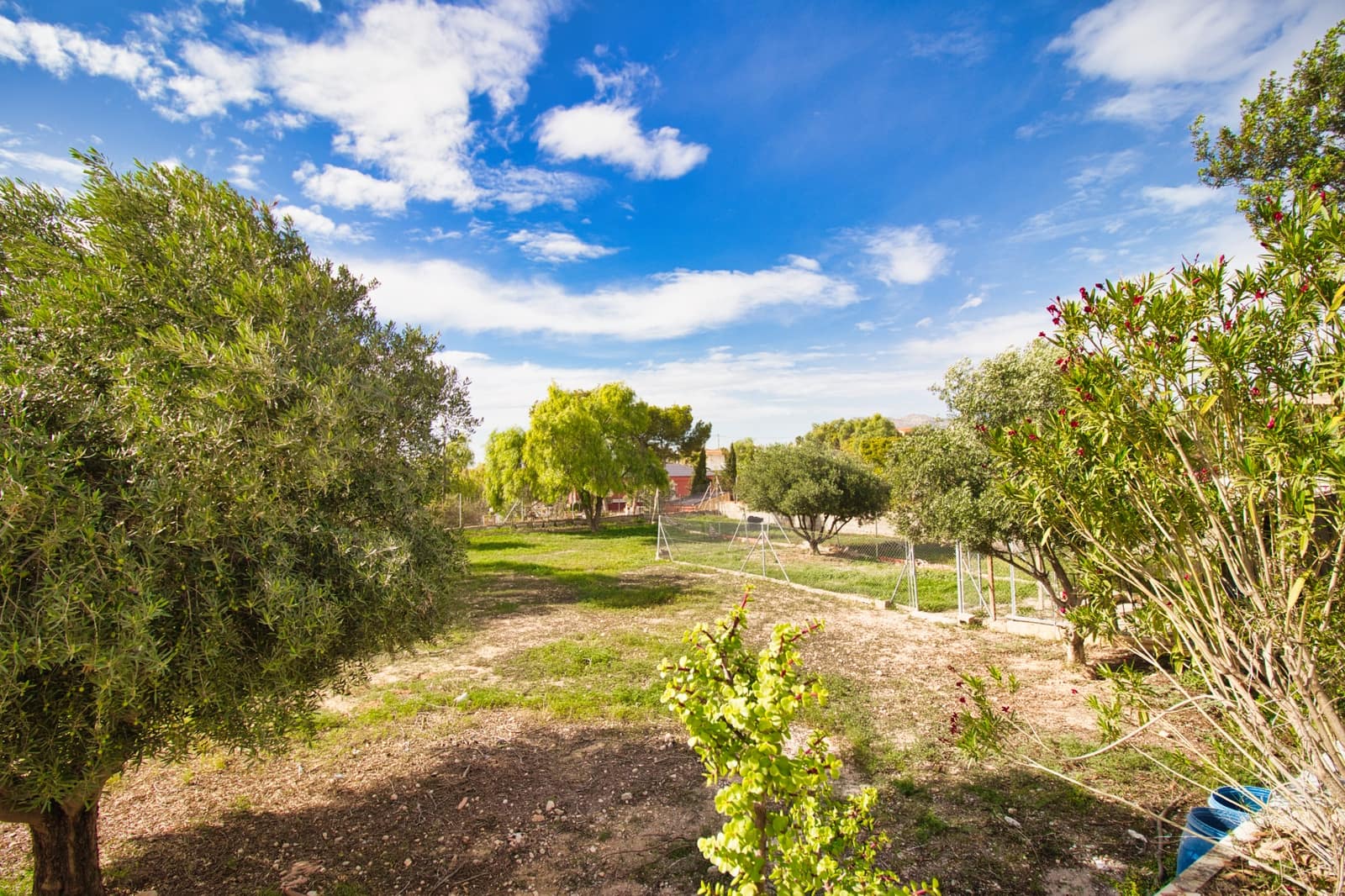 3 sovrum Finca/Hus på landet till salu i Alicante stad med pool garage - 190 000 € (Ref: 9396512)