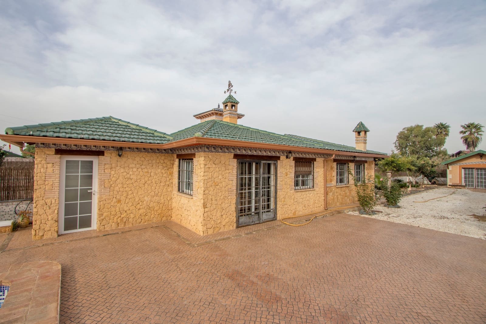 5 soverom Finca/Herregård til salgs i Alicante by med svømmebasseng garasje - € 620 000 (Ref: 9396513)