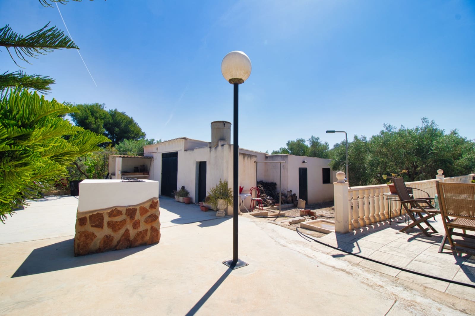 3 bedroom Commercial for sale in Dolores with pool garage - € 495,000 (Ref: 9402423)