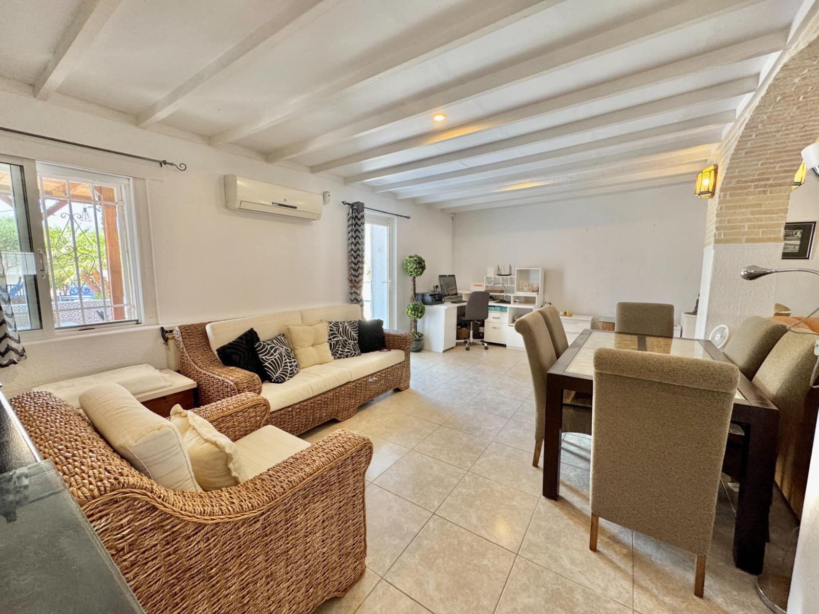 7 sypialnia Finka/Dom wiejski na sprzedaż w Dolores z basenem garażem - 649 000 € (Ref: 9402426)