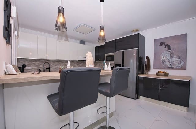 3 sovrum Finca/Hus på landet till salu i Alicante stad med pool garage - 339 000 € (Ref: 9402433)