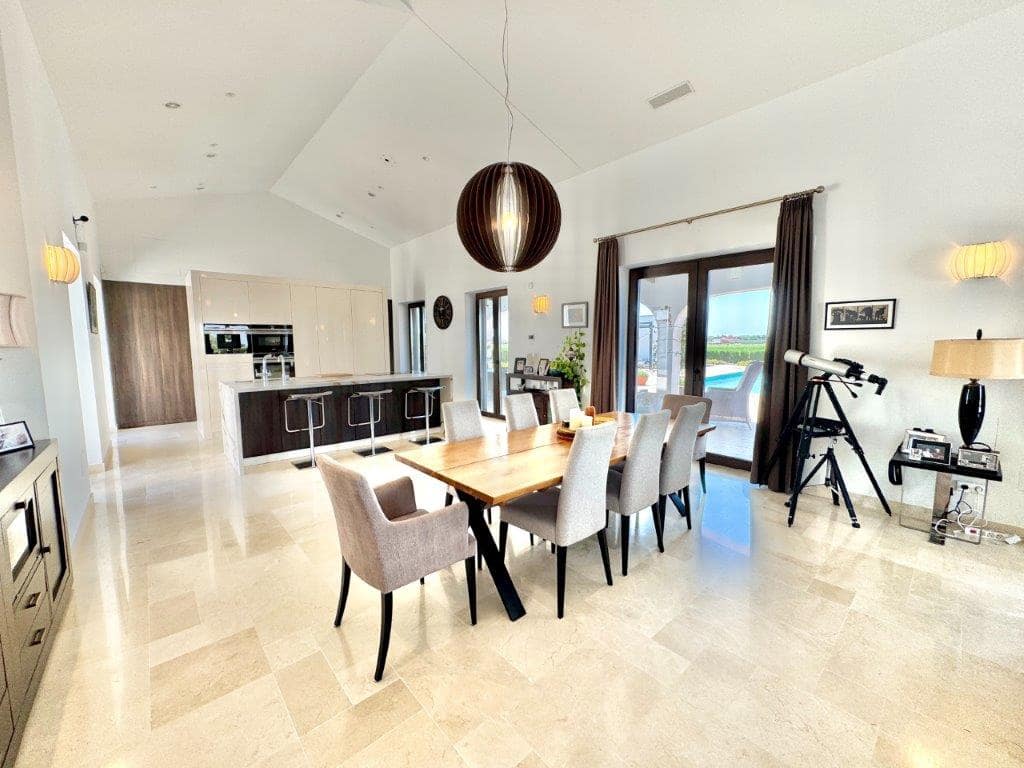 4 sovrum Finca/Hus på landet till salu i Dolores med pool garage - 1 150 000 € (Ref: 9402436)