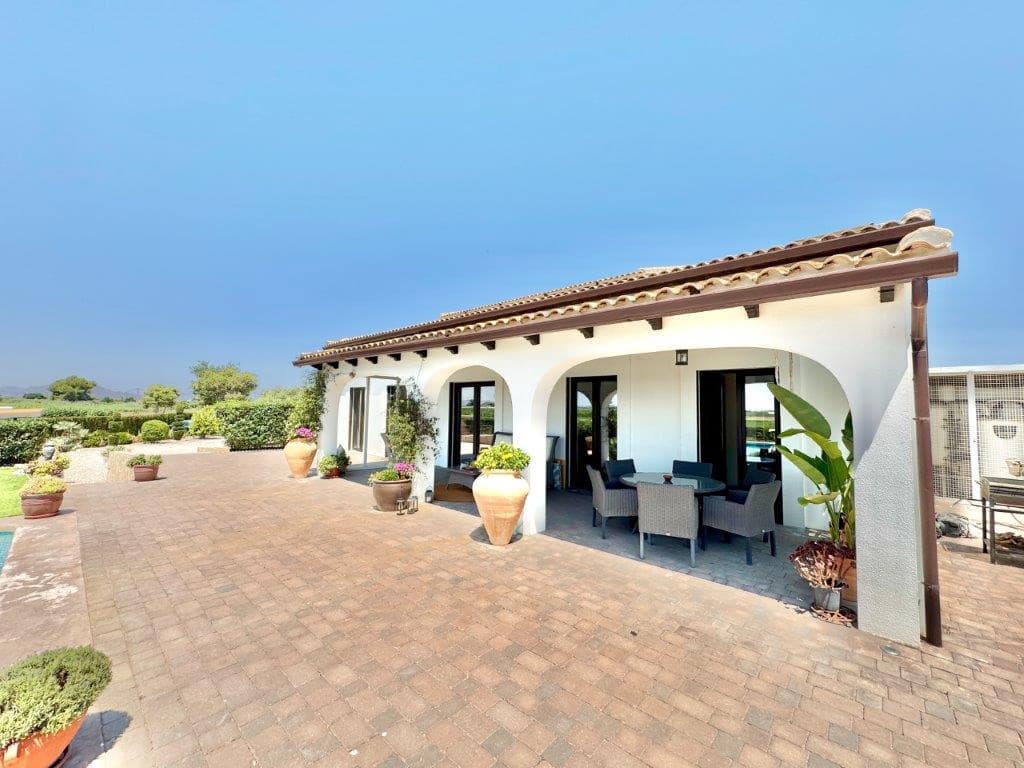 4 sovrum Finca/Hus på landet till salu i Dolores med pool garage - 1 150 000 € (Ref: 9402436)