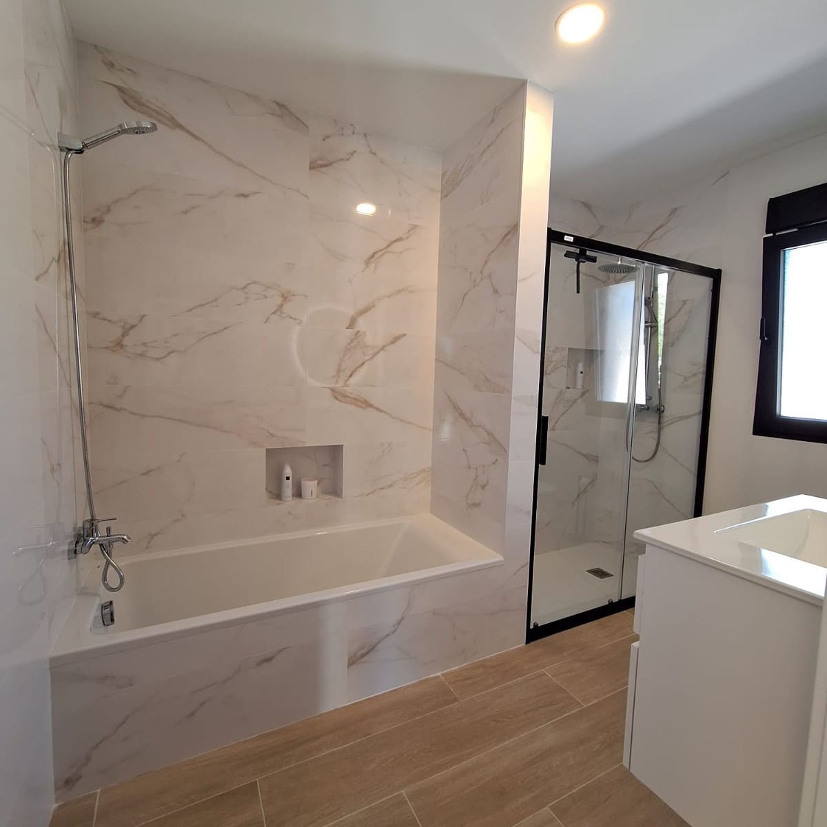 4 slaapkamer Finca/Landhuis te koop in Pinoso met zwembad - € 549.000 (Ref: 9409343)