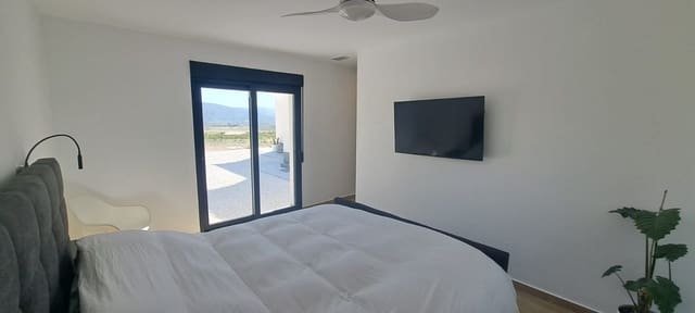 4 slaapkamer Finca/Landhuis te koop in Pinoso met zwembad - € 549.000 (Ref: 9409343)