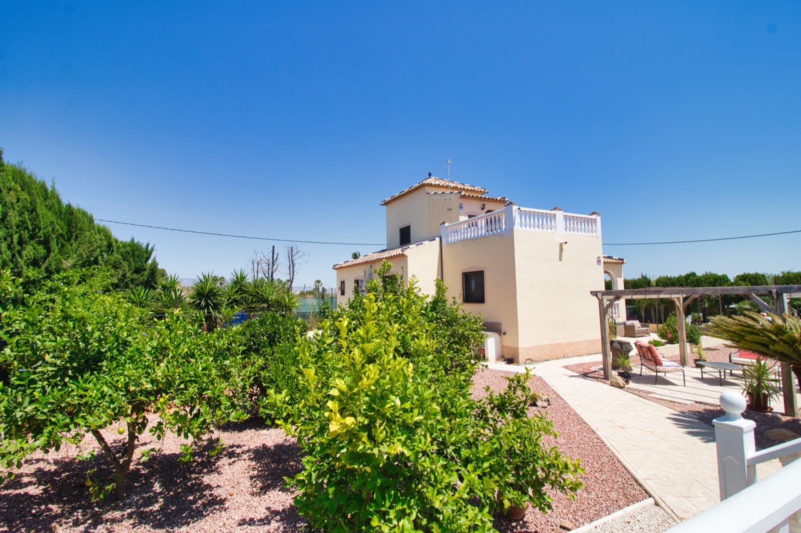 4 sypialnia Finka/Dom wiejski na sprzedaż w Catral z basenem - 365 000 € (Ref: 9410069)