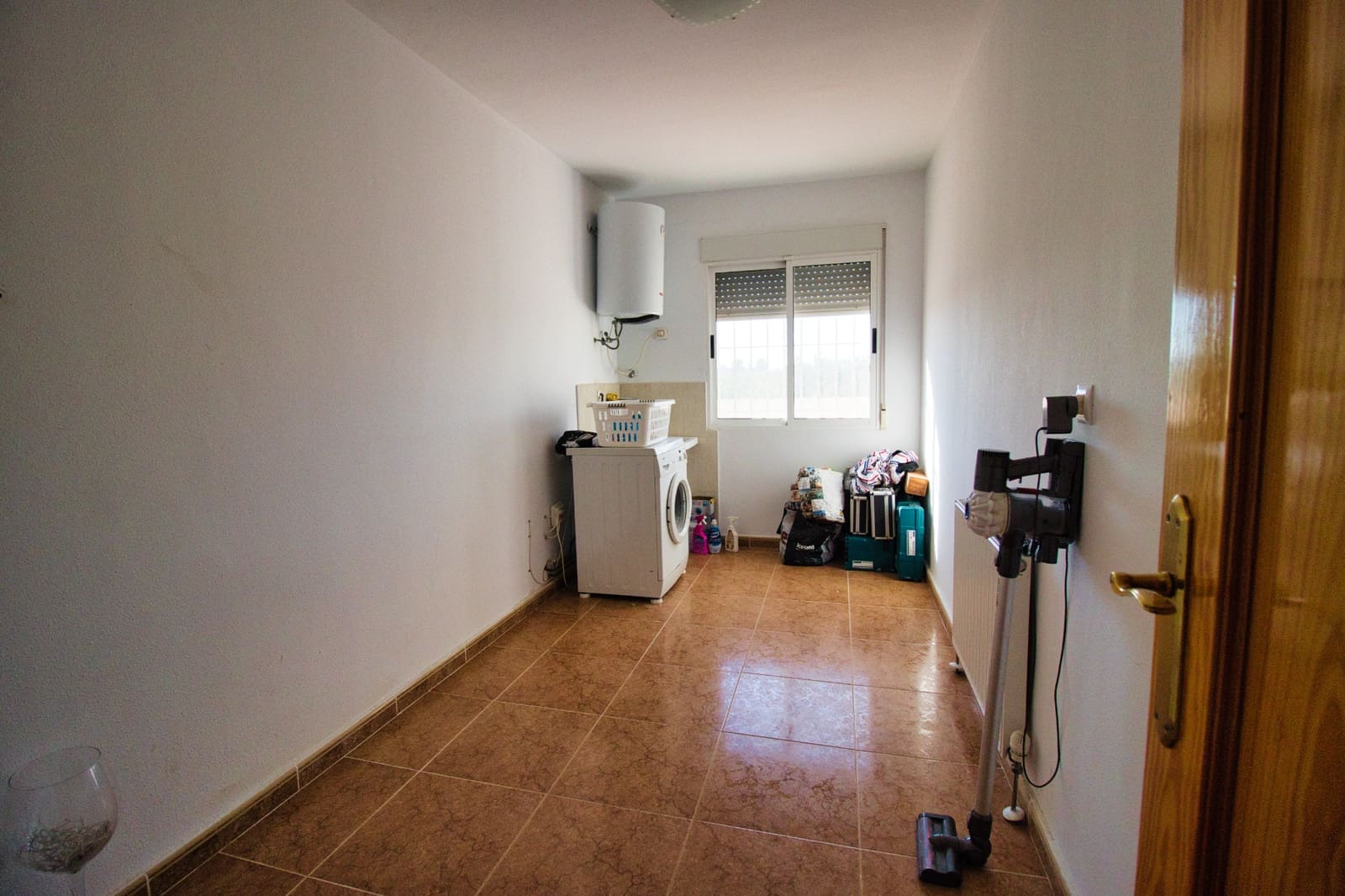 4 sypialnia Finka/Dom wiejski na sprzedaż w Miasto Alicante / Alacant z basenem garażem - 275 000 € (Ref: 9412640)