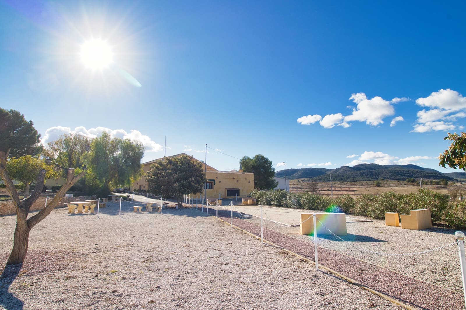 5 sypialnia Finka/Dom wiejski na sprzedaż w Miasto Alicante / Alacant z basenem garażem - 395 000 € (Ref: 9414921)