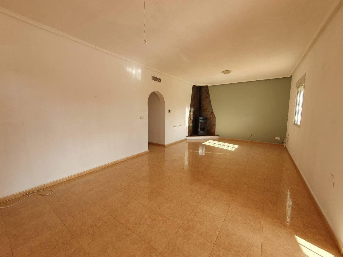 3 sovrum Finca/Hus på landet till salu i Alicante stad med pool garage - 285 000 € (Ref: 9417407)