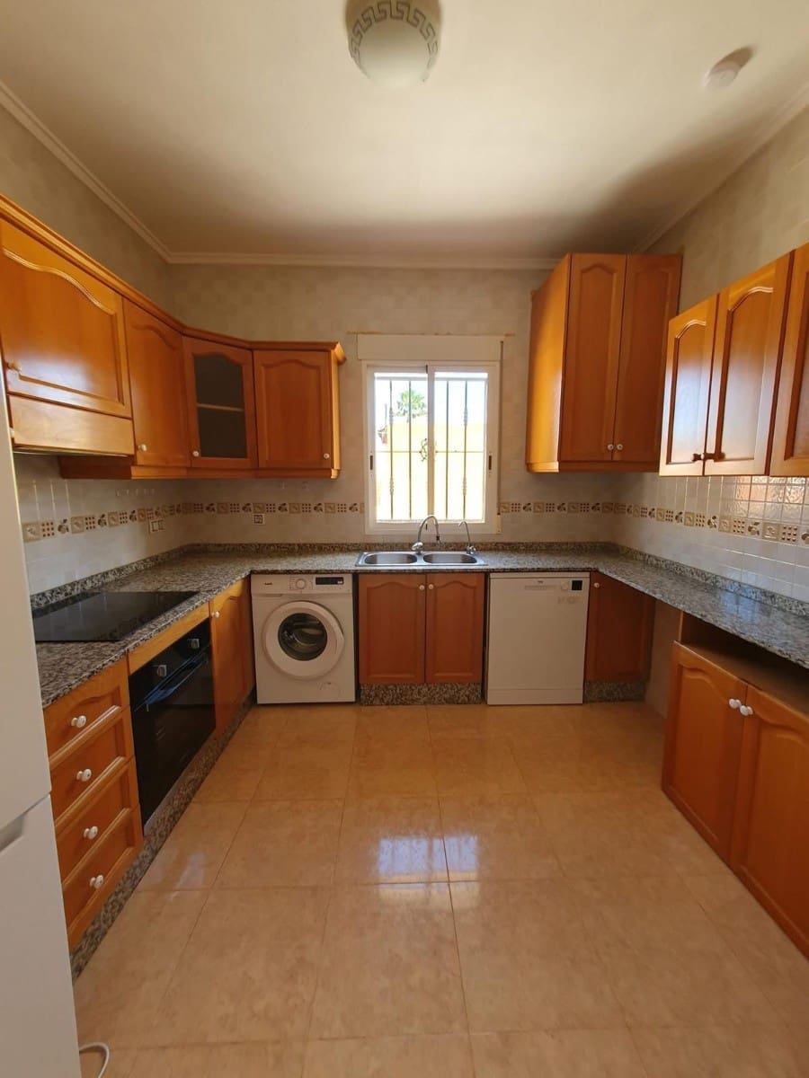 3 sovrum Finca/Hus på landet till salu i Alicante stad med pool garage - 285 000 € (Ref: 9417407)