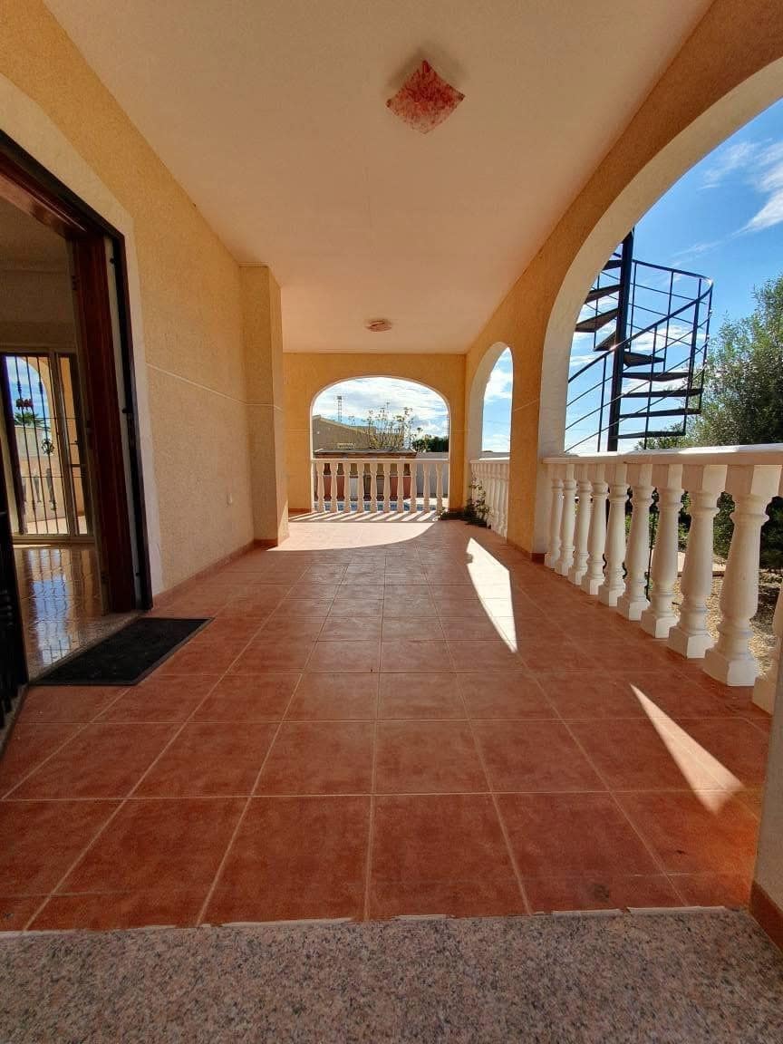 3 sovrum Finca/Hus på landet till salu i Alicante stad med pool garage - 285 000 € (Ref: 9417407)