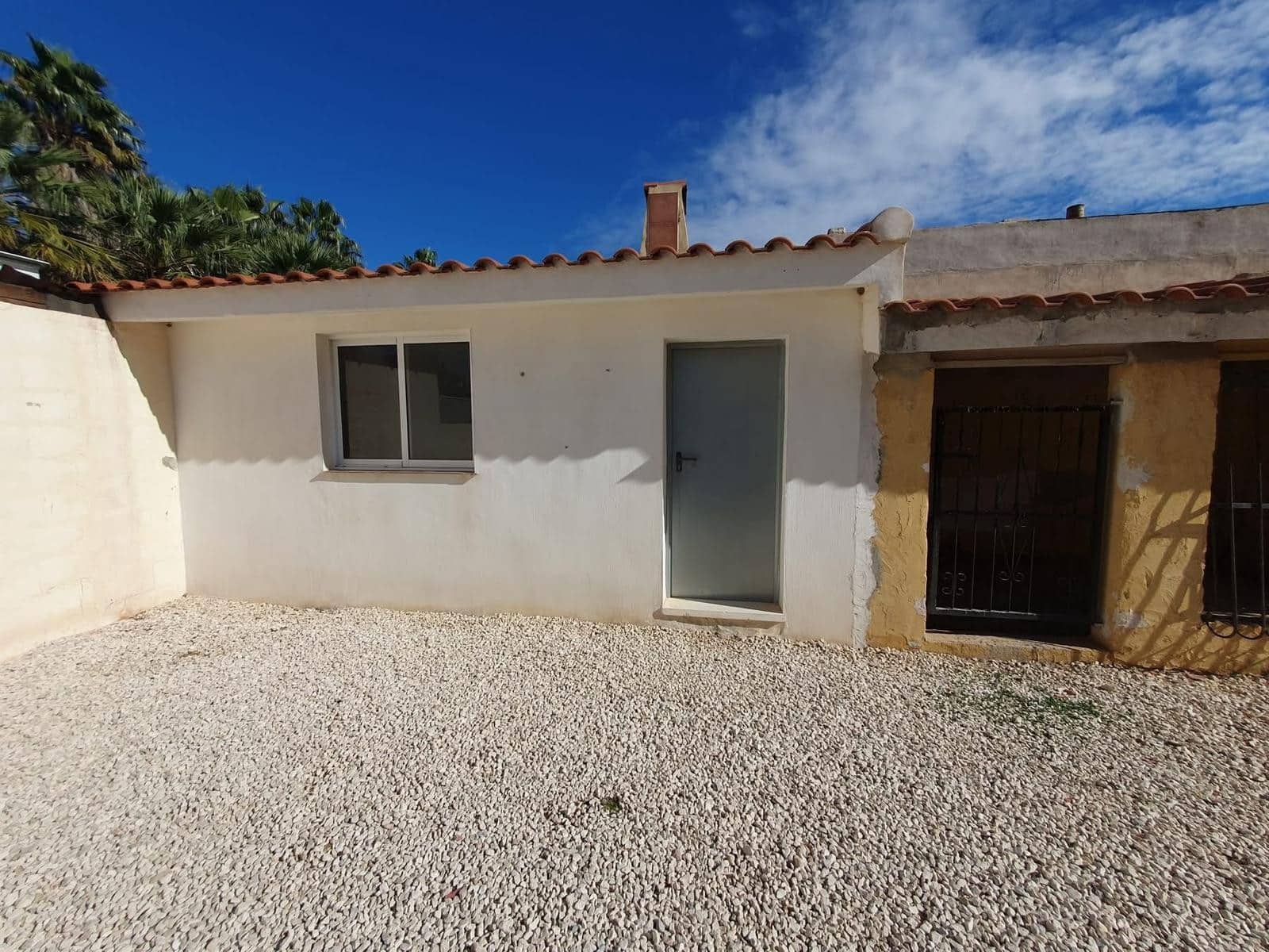 3 sovrum Finca/Hus på landet till salu i Alicante stad med pool garage - 285 000 € (Ref: 9417407)