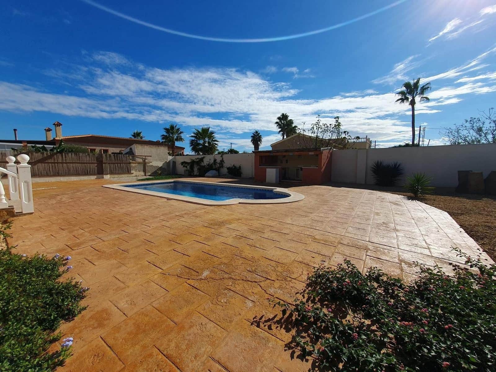 3 sovrum Finca/Hus på landet till salu i Alicante stad med pool garage - 285 000 € (Ref: 9417407)