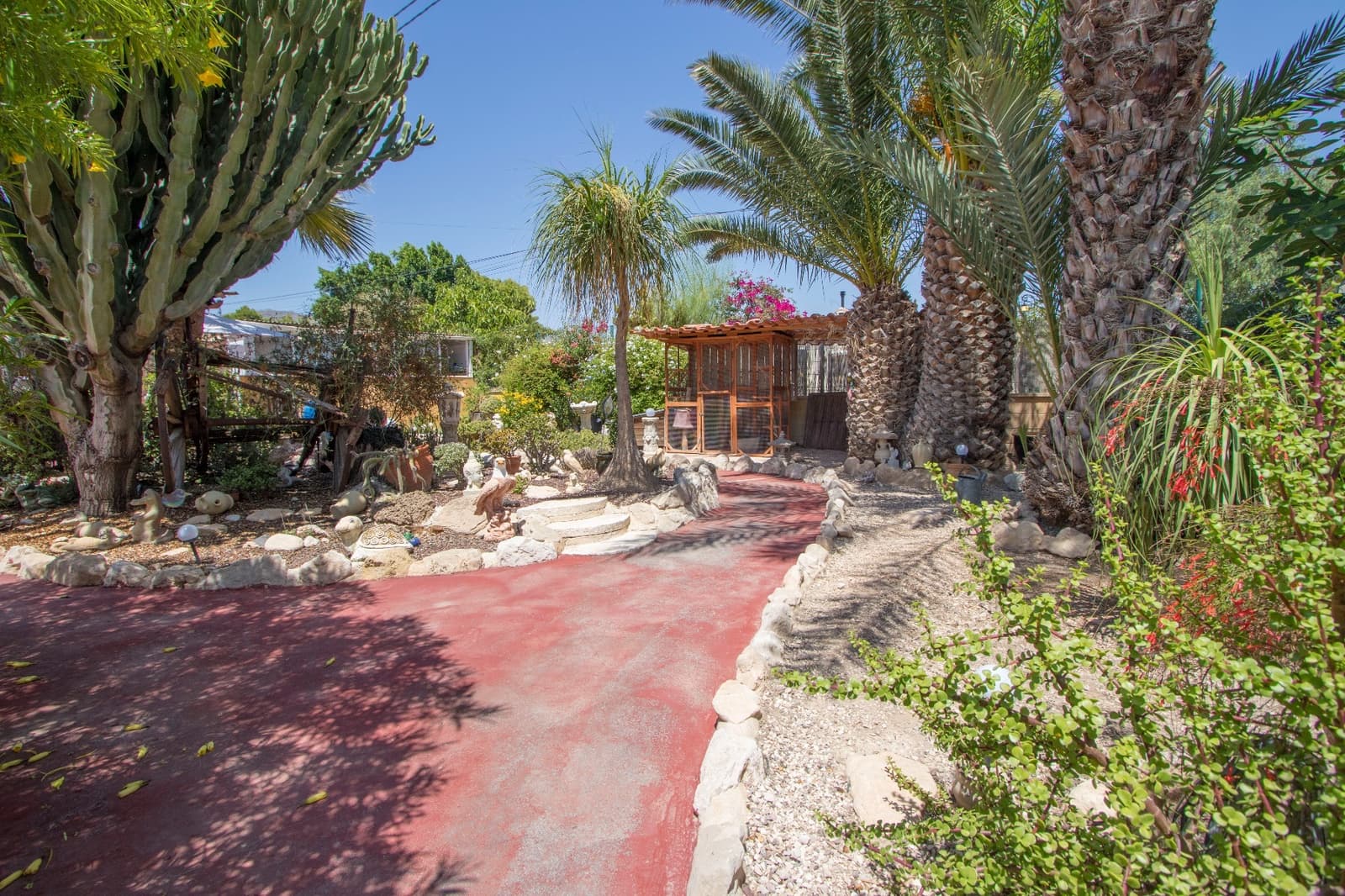 4 soveværelse Finca/Landehus til salg i Albatera med swimmingpool garage - € 415.000 (Ref: 9426355)