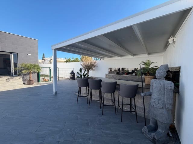 5 sypialnia Willa na sprzedaż w Ciudad Quesada, Rojales z basenem garażem - 498 000 € (Ref: 9428133)