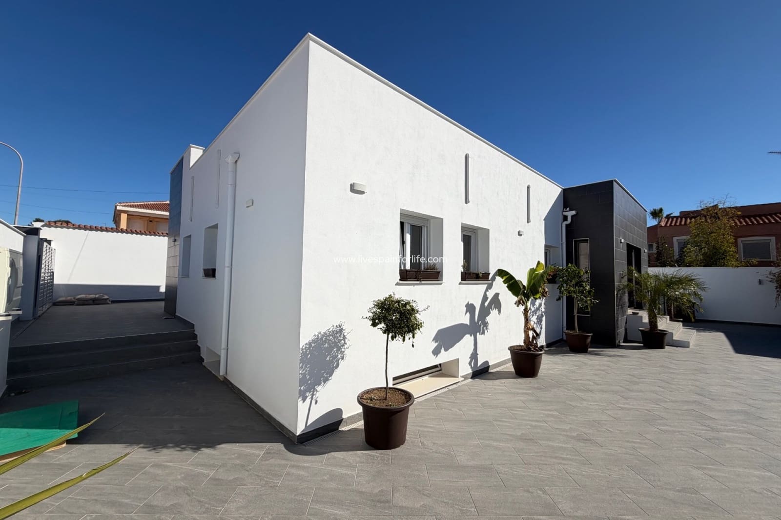 5 bedroom Villa for sale in Ciudad Quesada with pool garage - € 498,000 (Ref: 9428133)