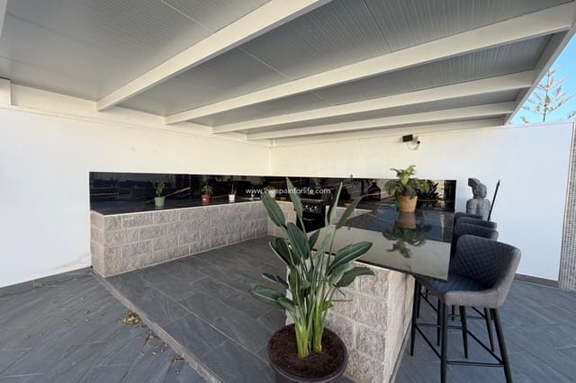 5 bedroom Villa for sale in Ciudad Quesada, Rojales with pool garage - € 498,000 (Ref: 9428133)