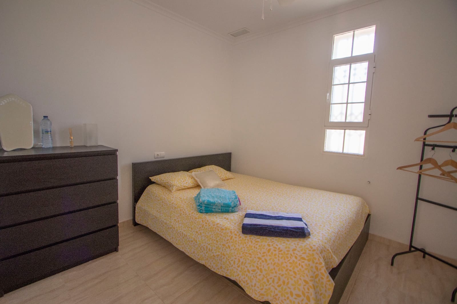 5 soveværelse Finca/Landehus til salg i Alicante by med swimmingpool - € 399.000 (Ref: 9432424)