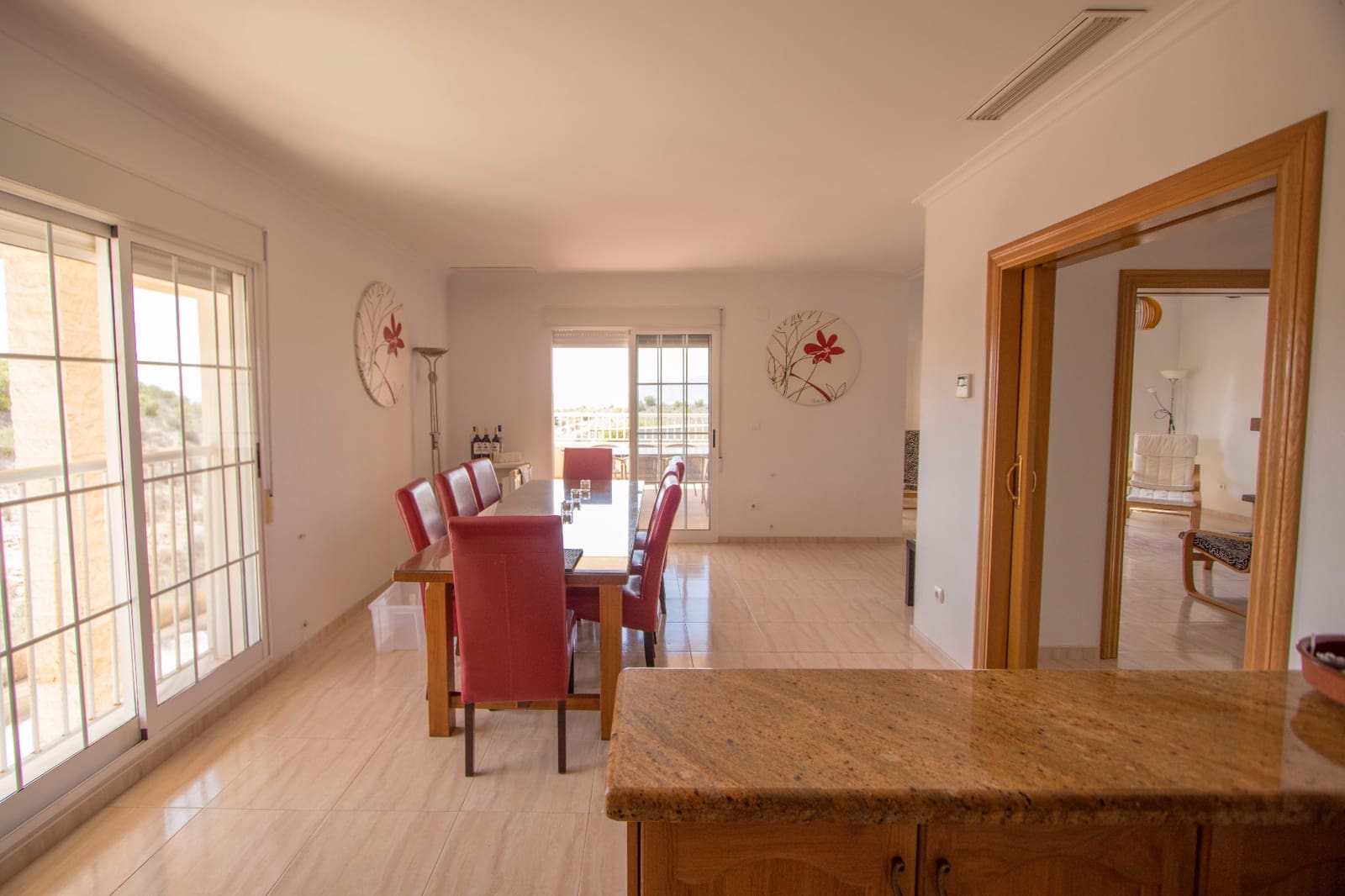 5 soveværelse Finca/Landehus til salg i Alicante by med swimmingpool - € 399.000 (Ref: 9432424)