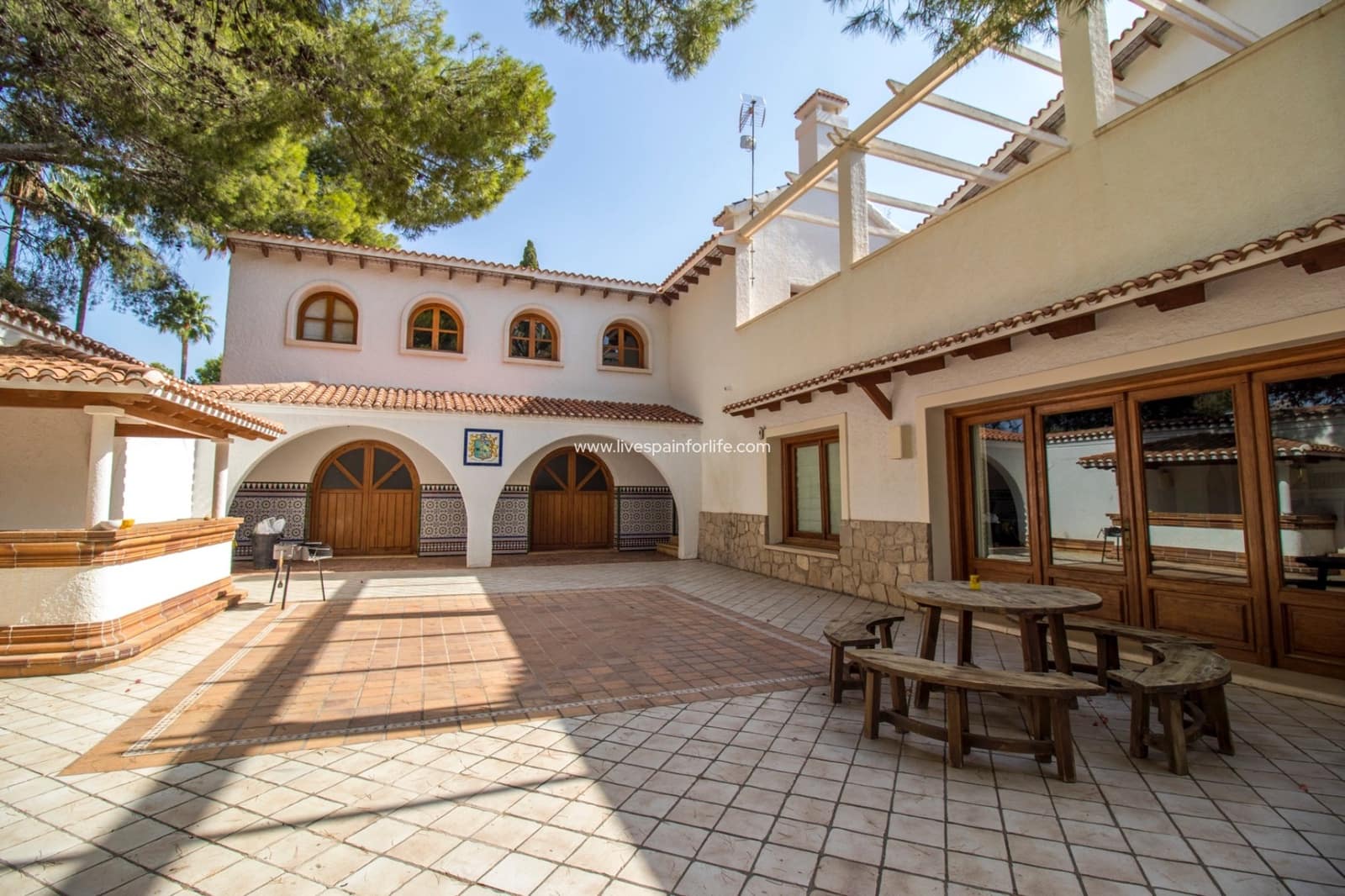 8 soverom Finca/Herregård til salgs i Alicante by med svømmebasseng garasje - € 6 000 000 (Ref: 9434569)