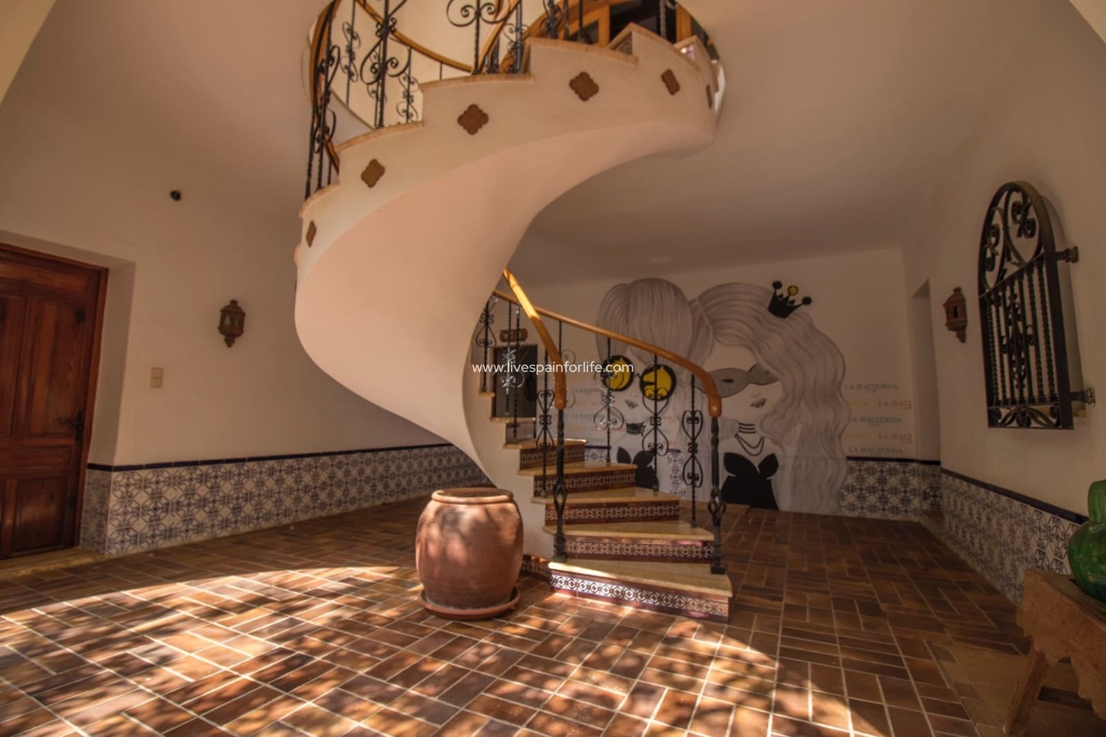 8 bedroom Finca/Country House for sale in Novelda with pool garage - € 6,000,000 (Ref: 9434570)