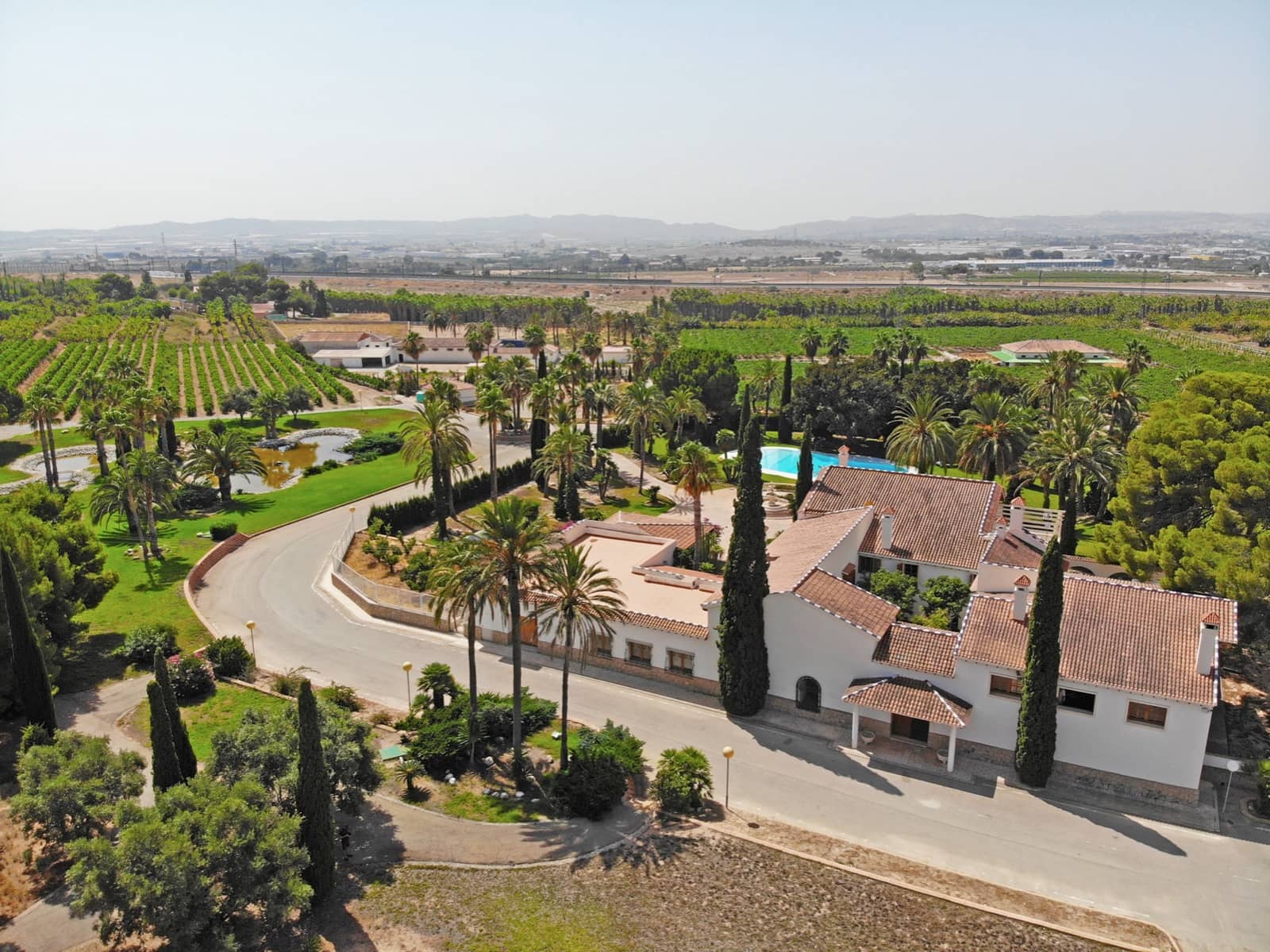 8 bedroom Business for sale in Novelda with pool garage - € 6,000,000 (Ref: 9434571)