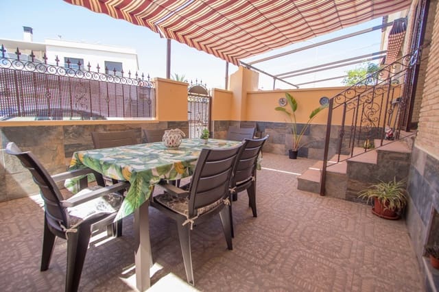 4 bedroom Townhouse for sale in Albatera with garage - € 290,000 (Ref: 9434573)