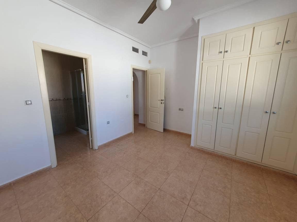 3 sypialnia Finka/Dom wiejski na sprzedaż w Catral z basenem garażem - 285 000 € (Ref: 9434575)