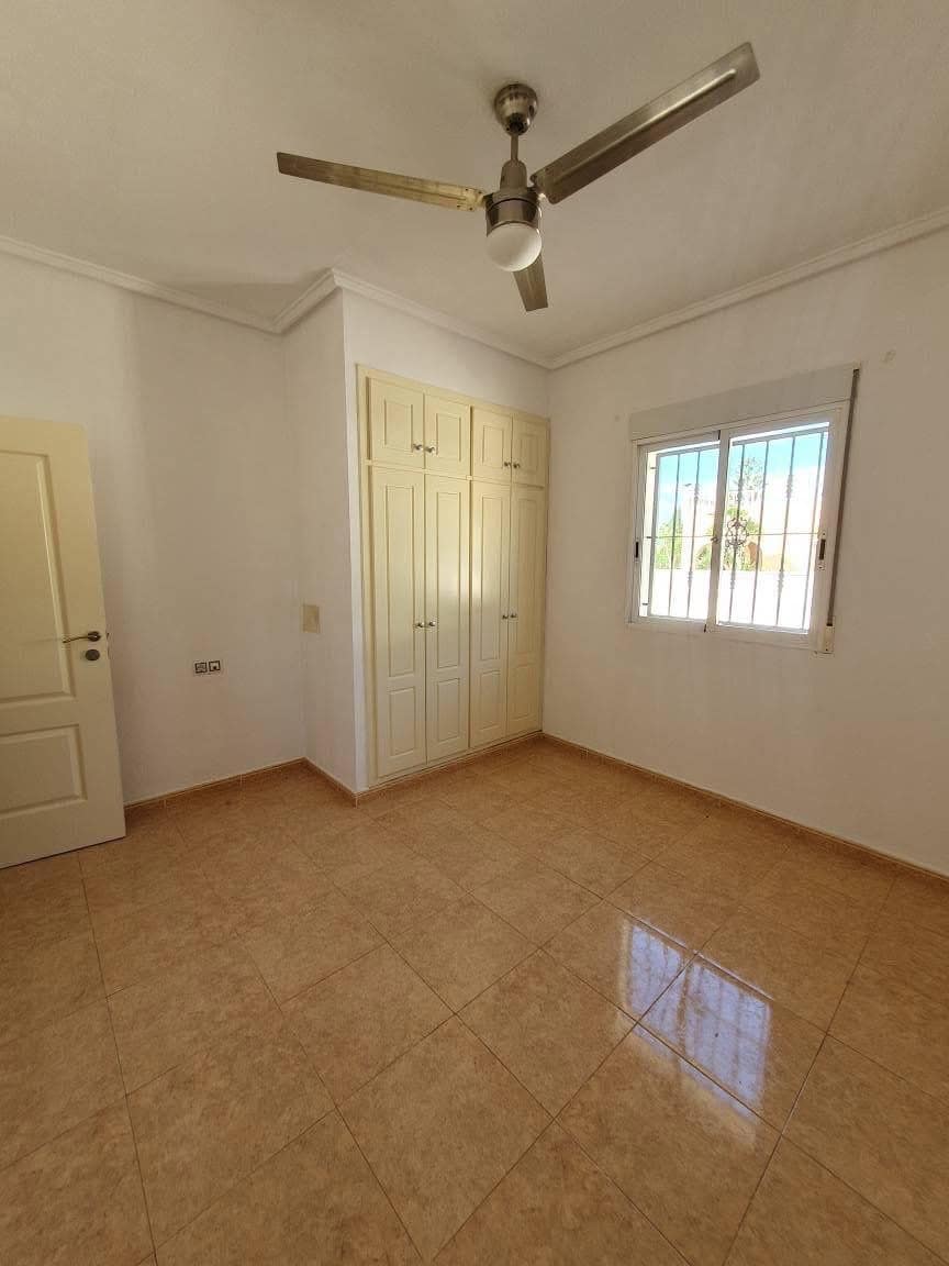 3 sypialnia Finka/Dom wiejski na sprzedaż w Catral z basenem garażem - 285 000 € (Ref: 9434575)