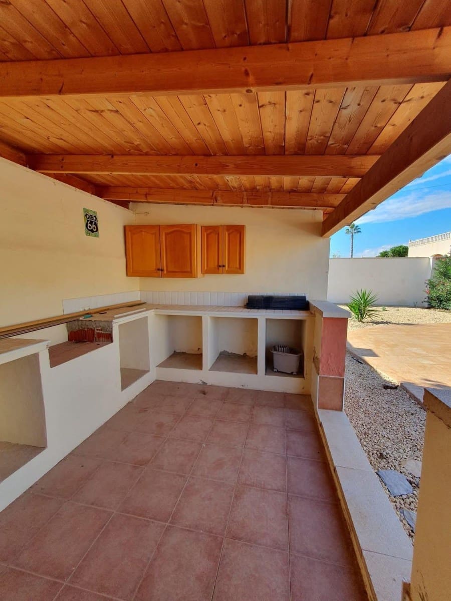 3 sypialnia Finka/Dom wiejski na sprzedaż w Catral z basenem garażem - 285 000 € (Ref: 9434575)