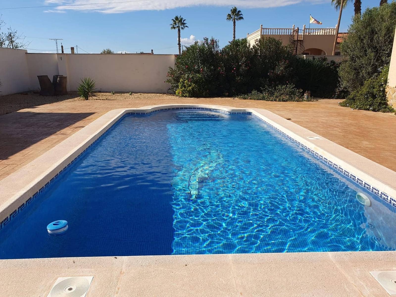 3 sypialnia Finka/Dom wiejski na sprzedaż w Catral z basenem garażem - 285 000 € (Ref: 9434575)