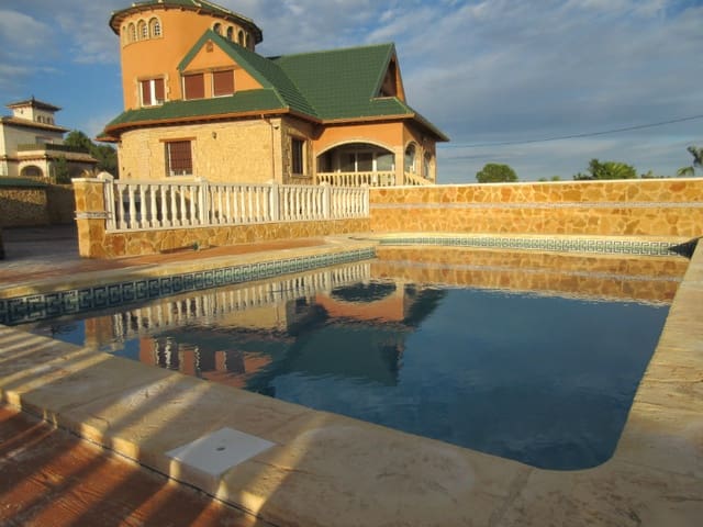 16 sypialnia Finka/Dom wiejski na sprzedaż w Albatera z basenem garażem - 1 050 000 € (Ref: 9436159)