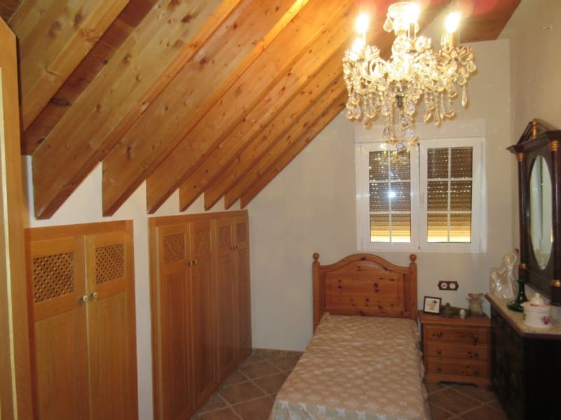 16 bedroom Finca/Country House for sale in Albatera with pool garage - € 1,050,000 (Ref: 9436159)