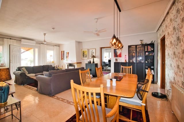 3 sypialnia Finka/Dom wiejski na sprzedaż w Dolores z basenem garażem - 340 000 € (Ref: 9436161)