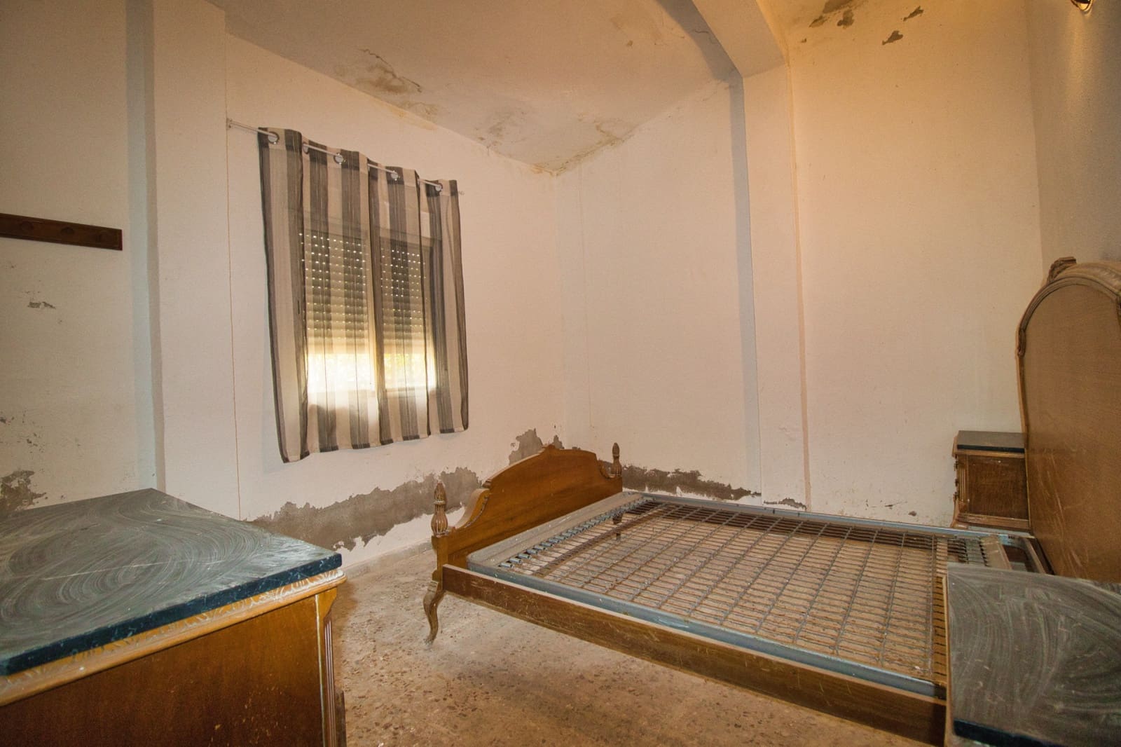 3 slaapkamer Finca/Landhuis te koop in Albatera met zwembad - € 145.000 (Ref: 9436166)