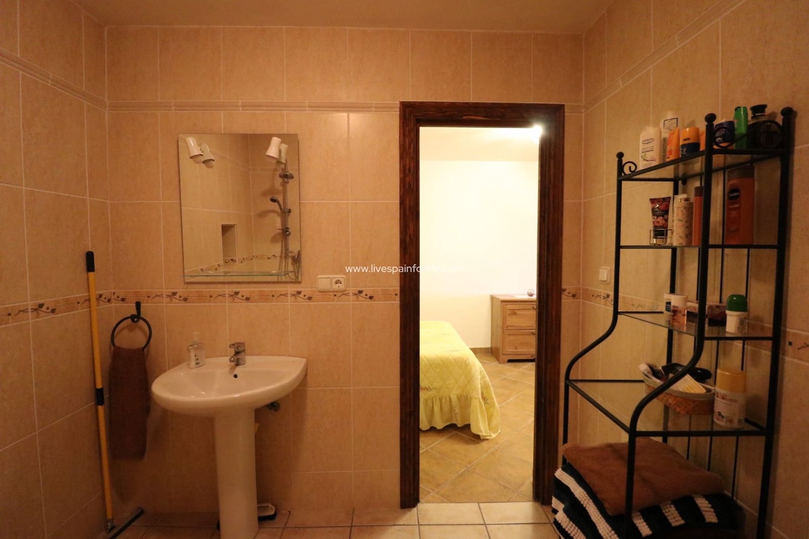 4 soveværelse Finca/Landehus til salg i Barinas med garage - € 350.000 (Ref: 9436172)