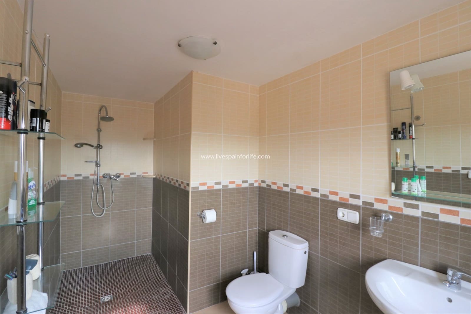 4 soveværelse Finca/Landehus til salg i Barinas med garage - € 350.000 (Ref: 9436172)