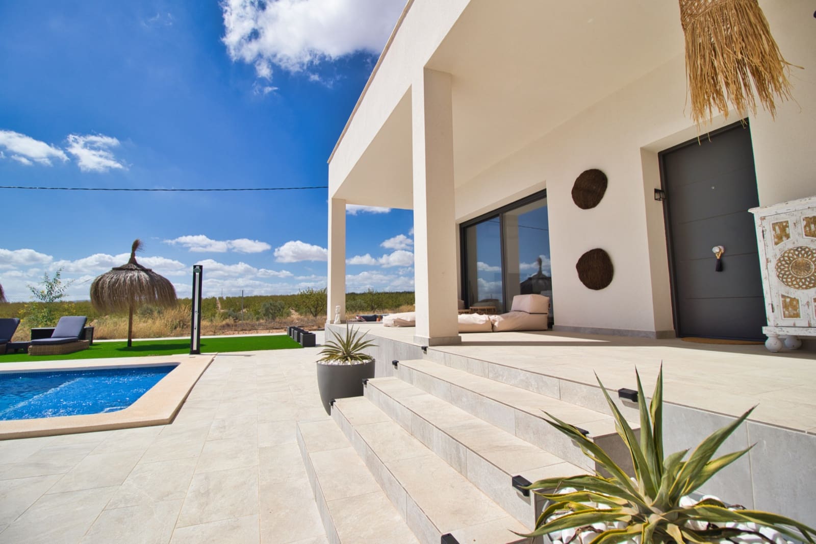 3 bedroom Finca/Country House for sale in Pinoso with pool garage - € 425,000 (Ref: 9459665)