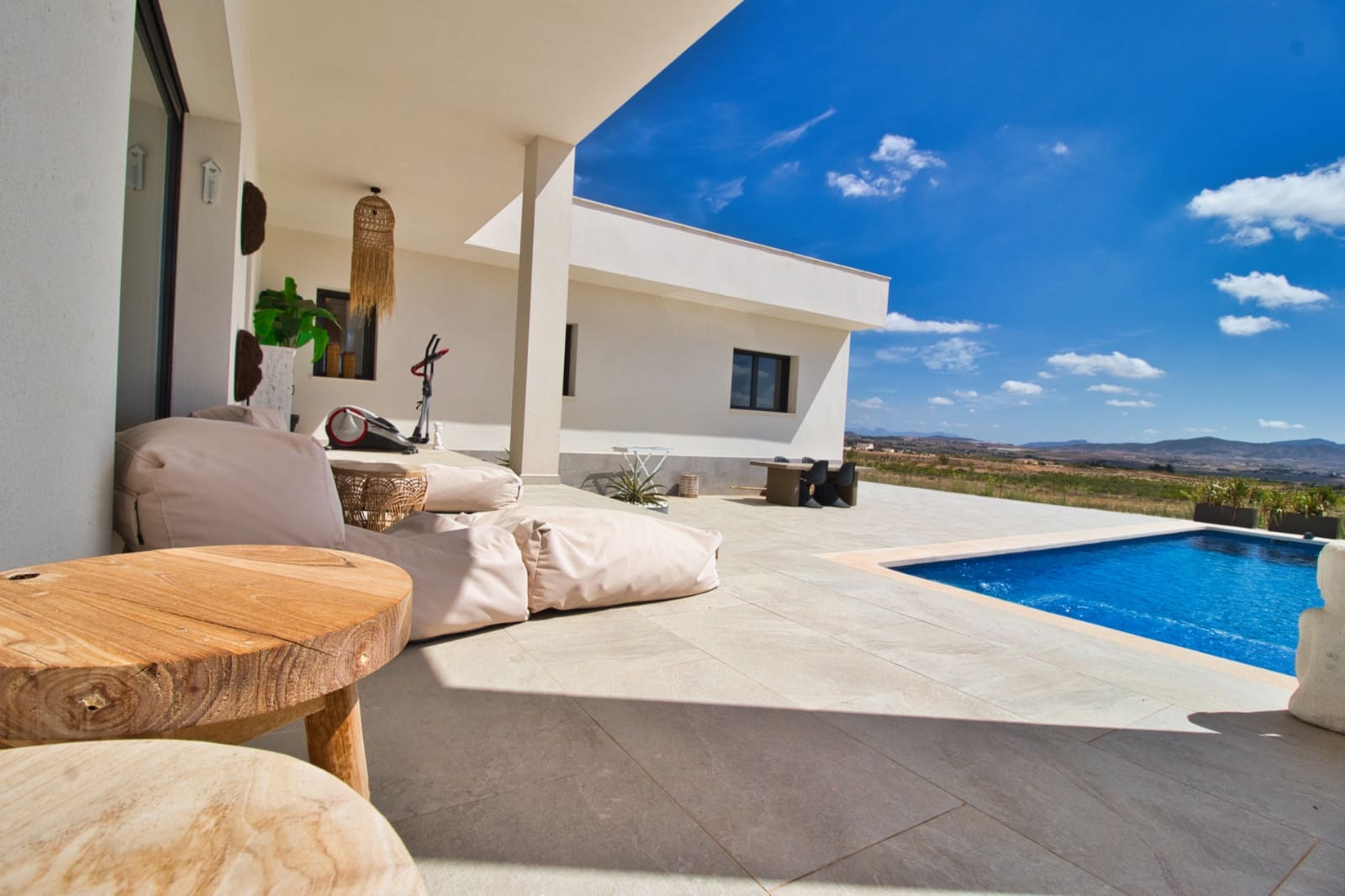 3 bedroom Finca/Country House for sale in Pinoso with pool garage - € 425,000 (Ref: 9459666)